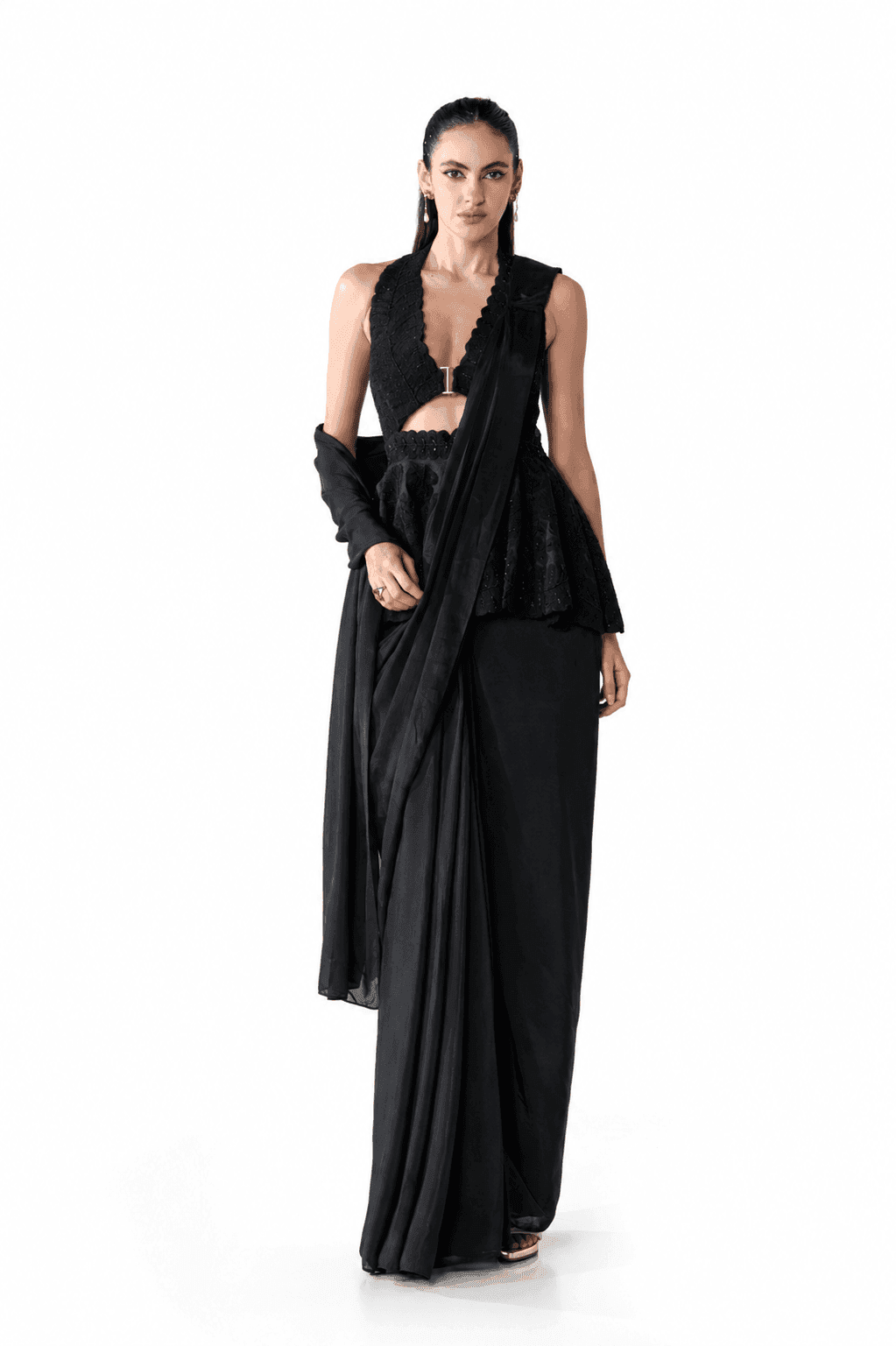 The Drape Saree Revolution: Pre-Stitched Elegance for Modern Women